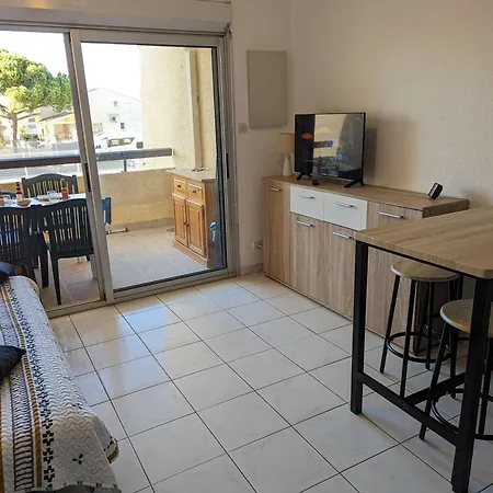 4 Pers. Avec Piscine, Parking, Animaux Admis Marseillan (Herault)
